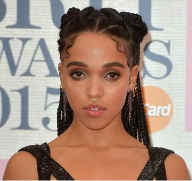 hairstyle trend for Spring 2025