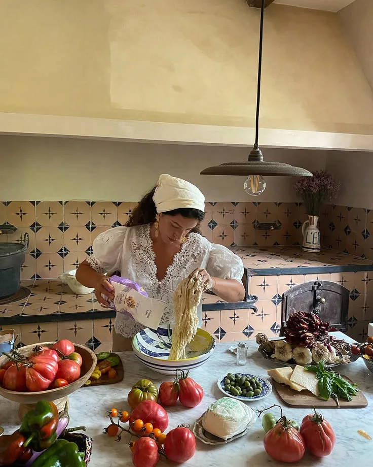 Nonnamaxxing Italian grandma lifestyle trend