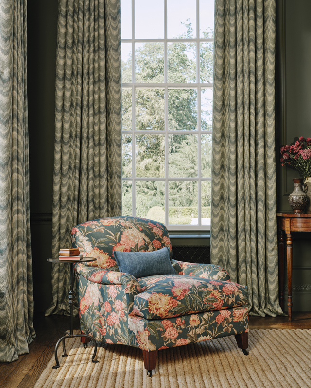 Colefax and Fowler patterned interior