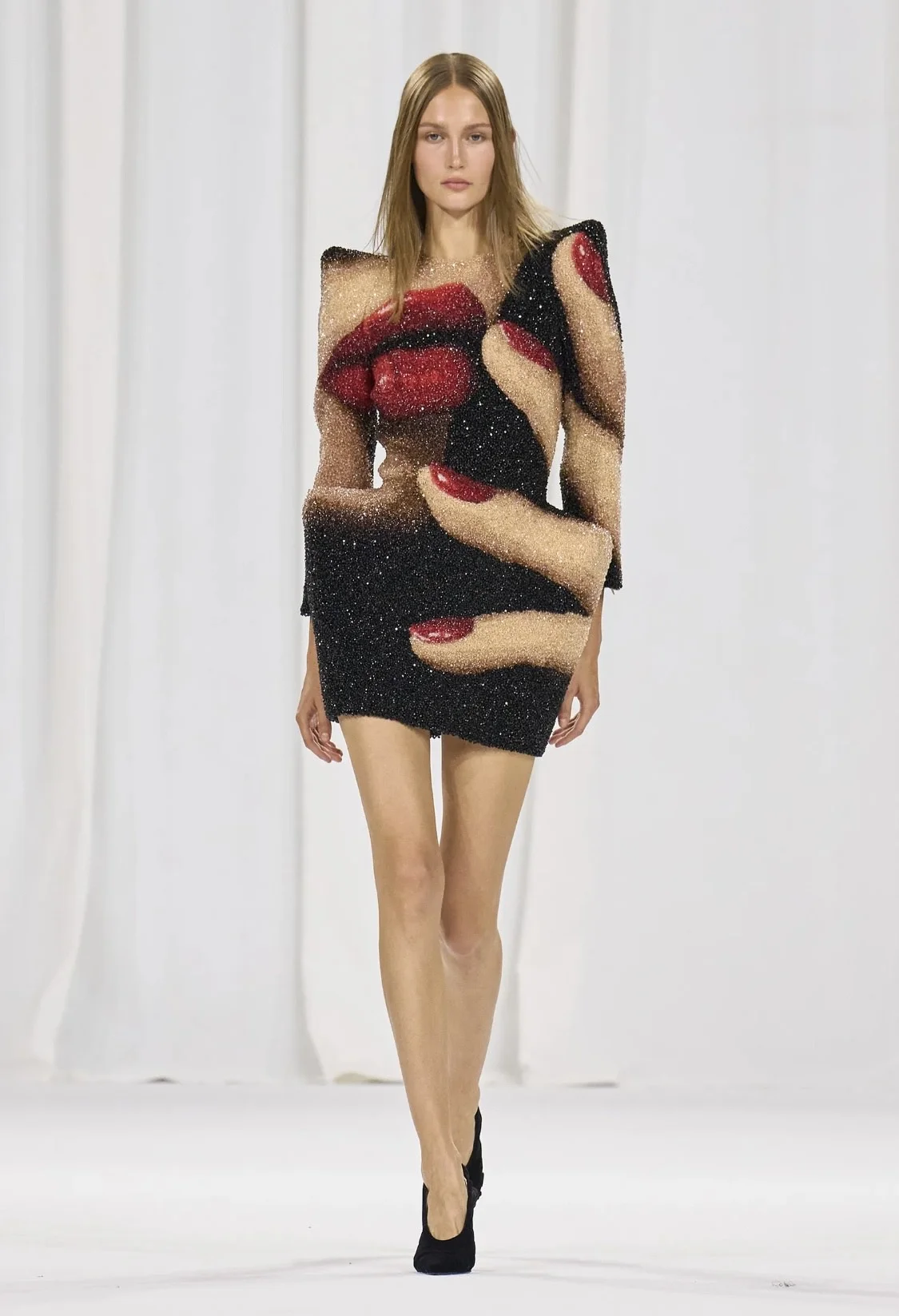 Top designers shaping Spring 2025 fashion trends with bold patterns.